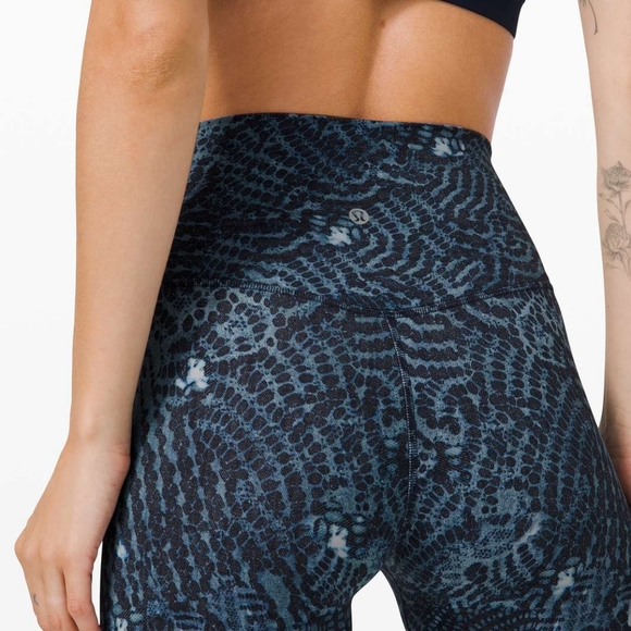 lululemon Align Pant 28" *Engineered Print Color: Indigo Lace Starlight Multi - Picture 6 of 7